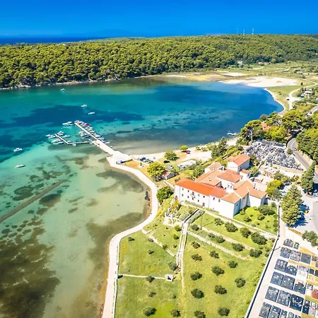 1 Appartement Supetarska Draga